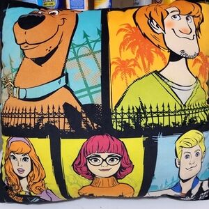 Large Scooby-Doo Pillow 20x20" Square Scoob Movie *Clean!* *Smoke Free Home*